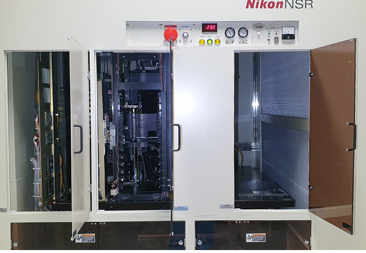 Nikon尼康二手i-line光刻机NSR 2205 i12D